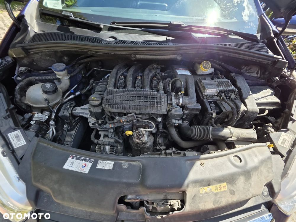 Peugeot 208 1.2 VTi Active ETG5 - 12