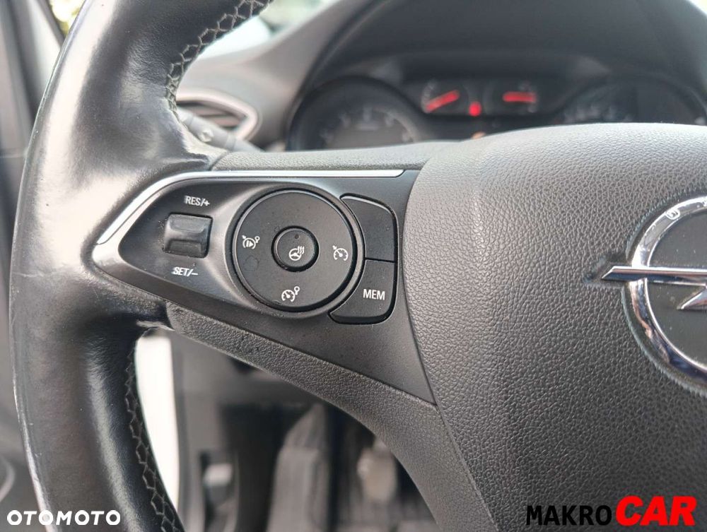 Opel Crossland X 1.2 T Enjoy S&S - 9