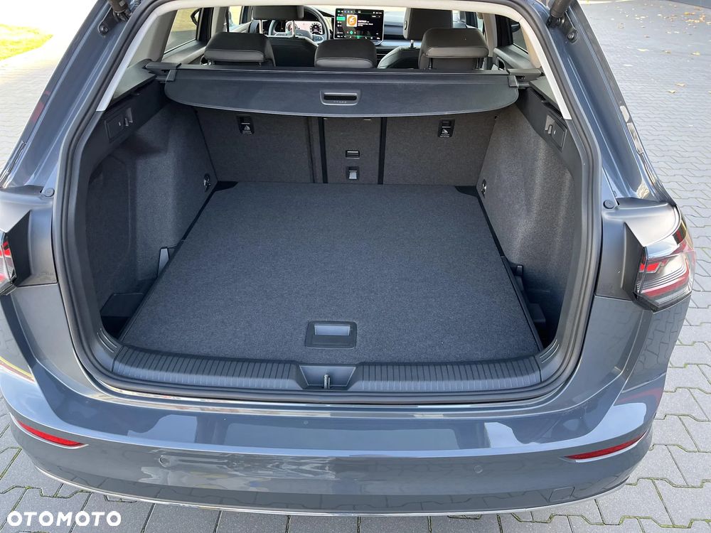 Volkswagen Golf Variant - 17