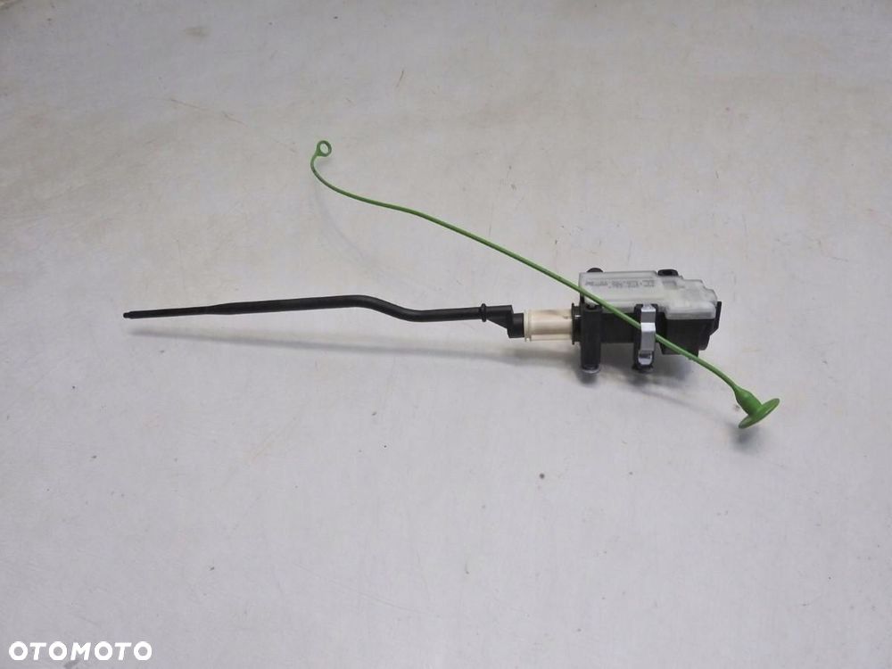 SIŁOWNIK KLAPKI WLEWU PALIWA BMW 3 E91 6985880 - 5