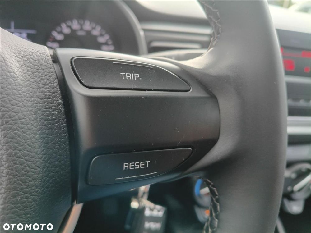 Kia Rio 1.2 M - 26