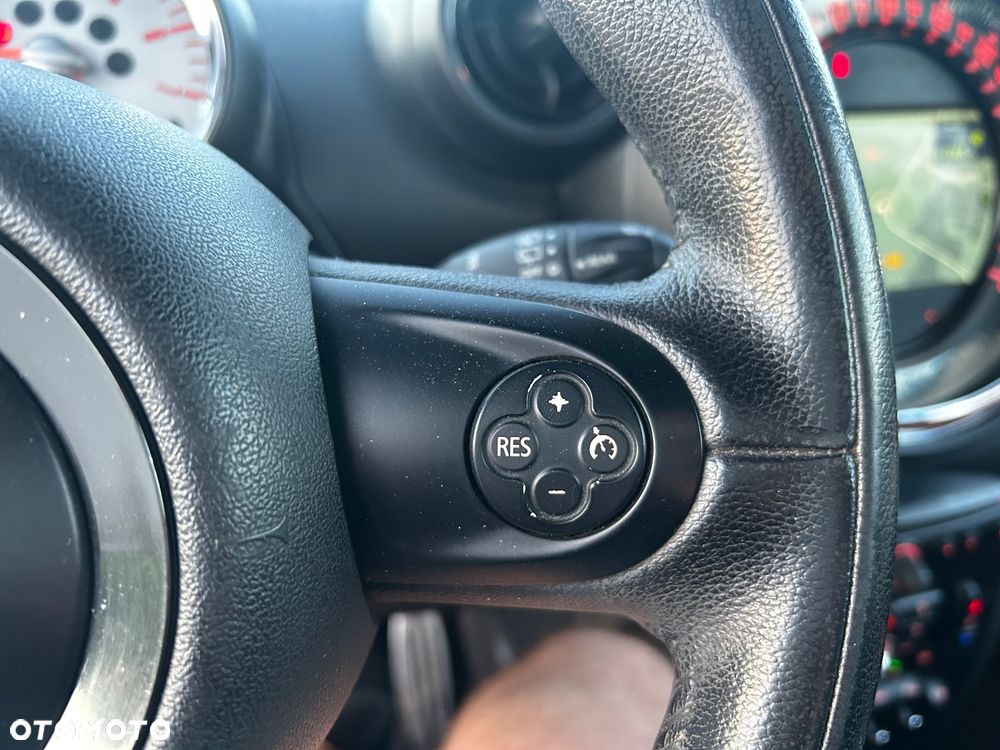 MINI Paceman Cooper D ALL4 - 26