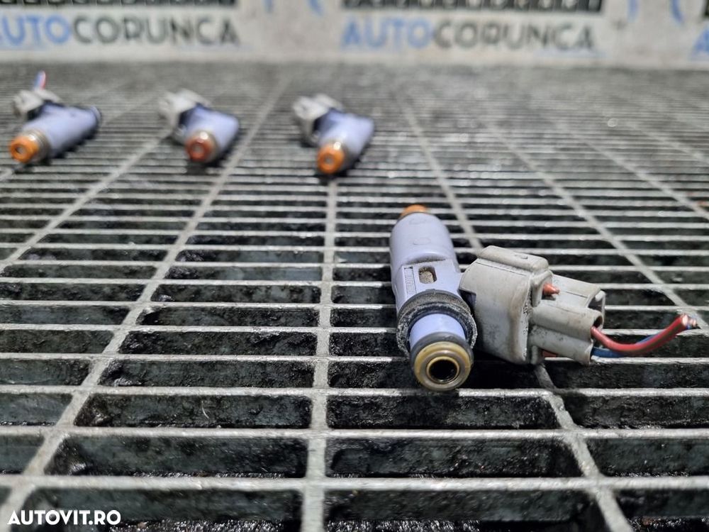 Injector Suzuki Jimny 1.3 1998 - 2005 80CP M13A (1282) Benzina 053823980 - 3