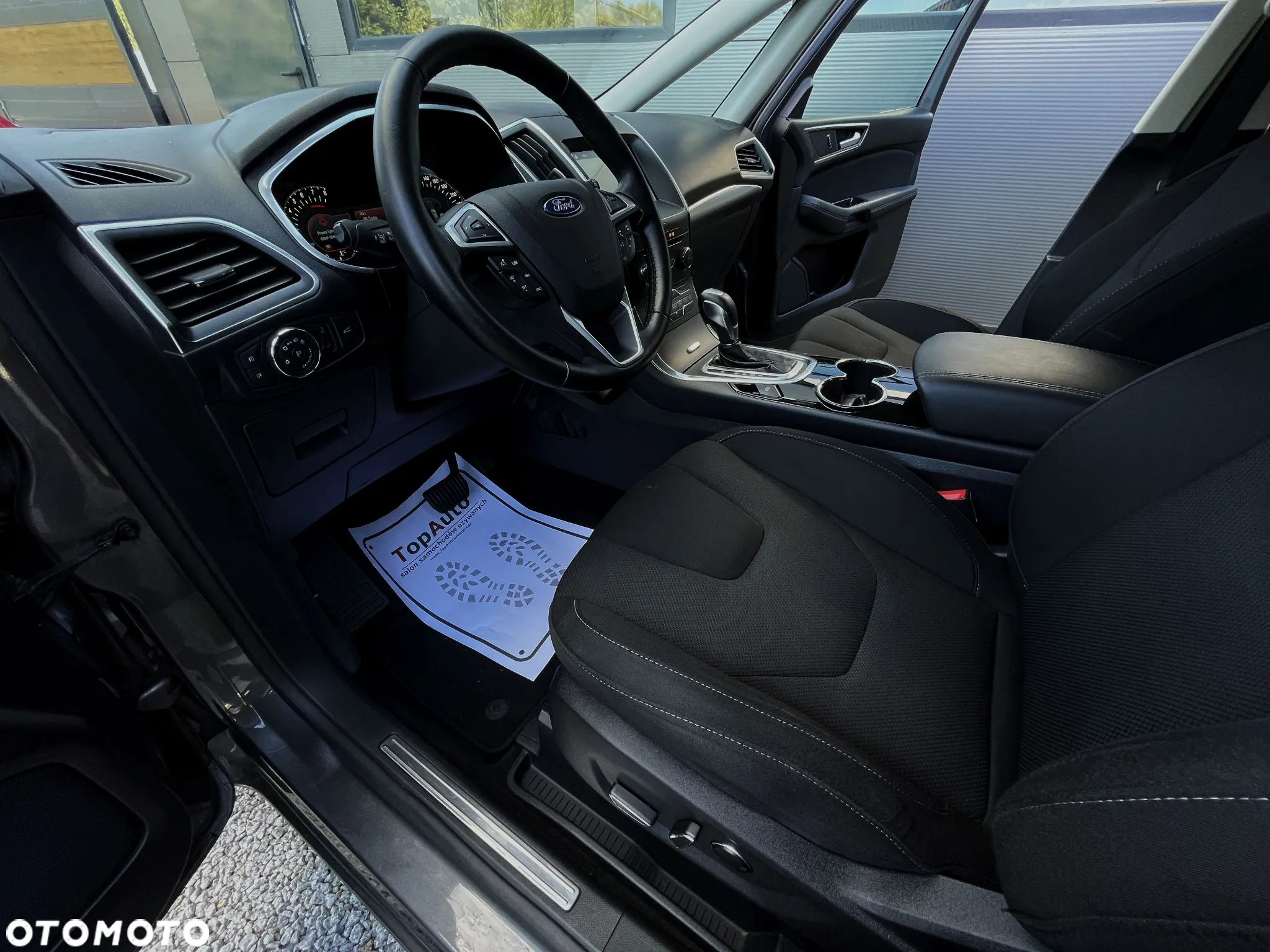 Ford S-Max 2.0 EcoBoost Titanium - 17