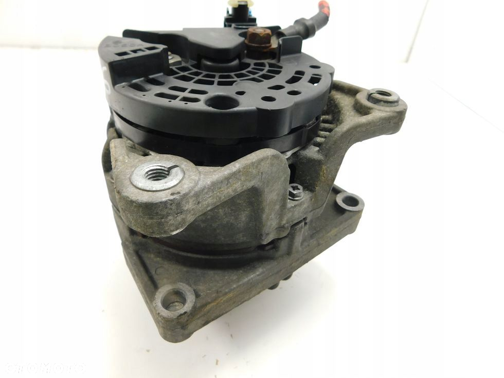 Alternator Opel Vectra C Zafira B Astra H 1.8 16V - 5