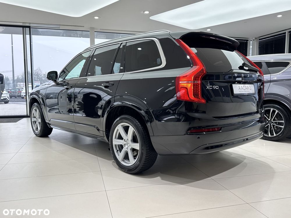 Volvo XC 90 - 3