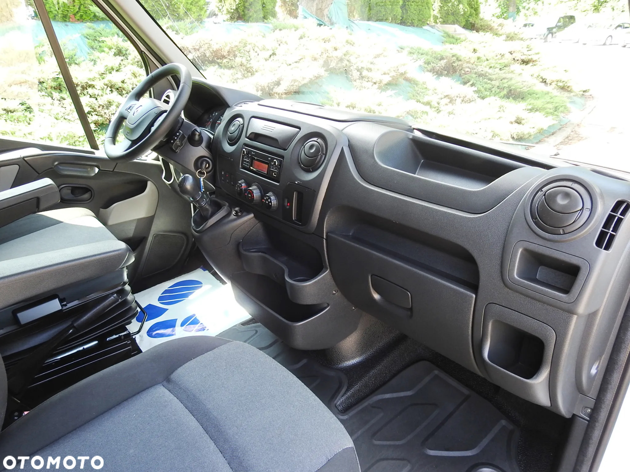 Renault MASTER PLANDEKA 8 PALET WEBASTO KLIMATYZACJA TEMPOMAT PNEUMATYKA 170KM [ 9858 ] - 29