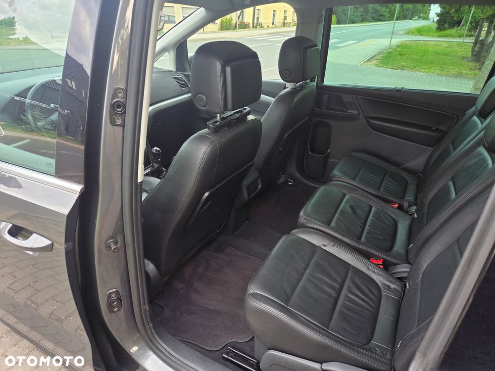 Volkswagen Sharan 2.0 TDI Blue Motion Comfortline - 12