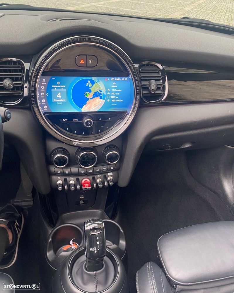 MINI Cabrio Cooper Premium Plus Essential Auto - 35