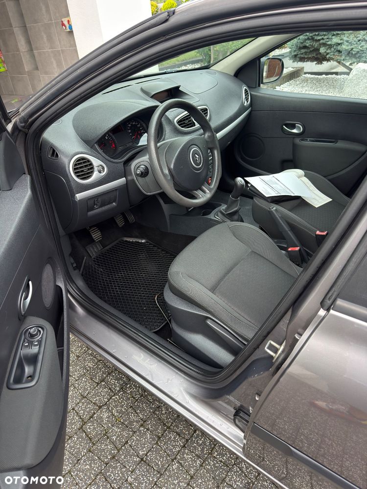Renault Clio 1.2 16V All Inclusive - 14