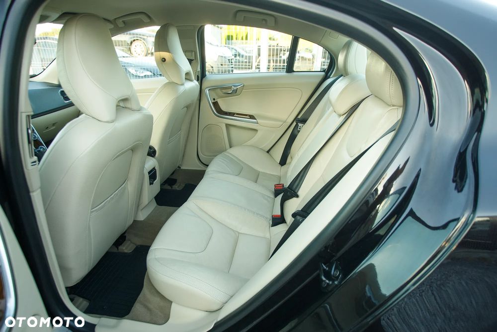 Volvo S60 T6 AWD Summum - 21