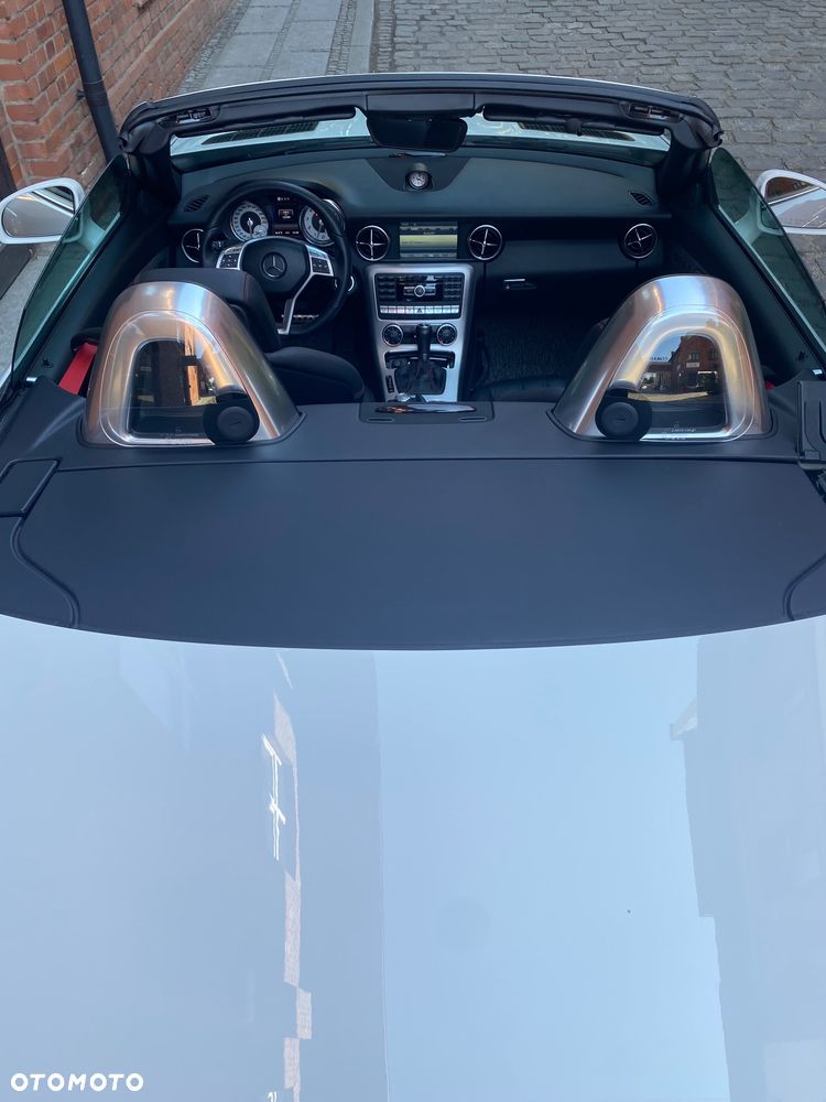 Mercedes-Benz SLK 350 - 21