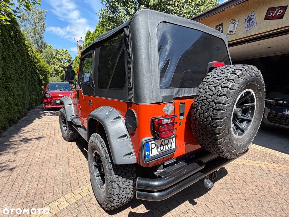 Jeep Wrangler - 3