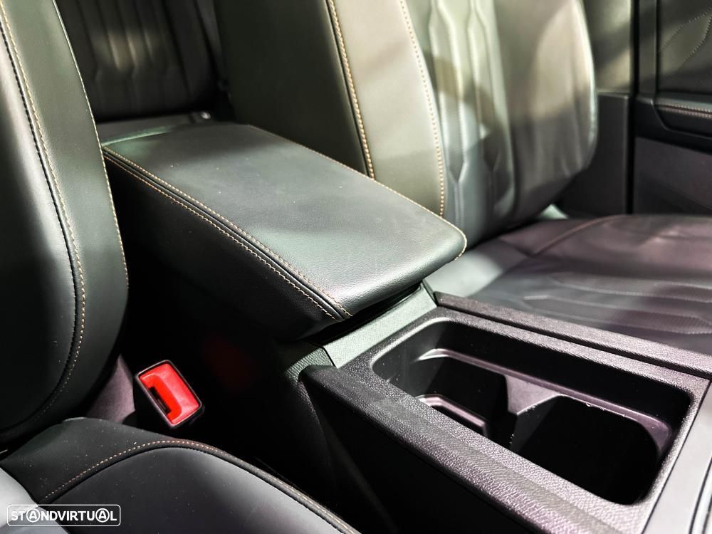 Cupra Formentor 1.4 e-Hybrid DSG VZ - 35