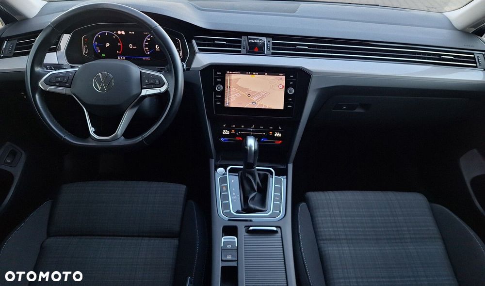 Volkswagen Passat - 9