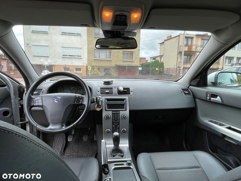 Volvo V50 1.6D DPF DRIVe - 9