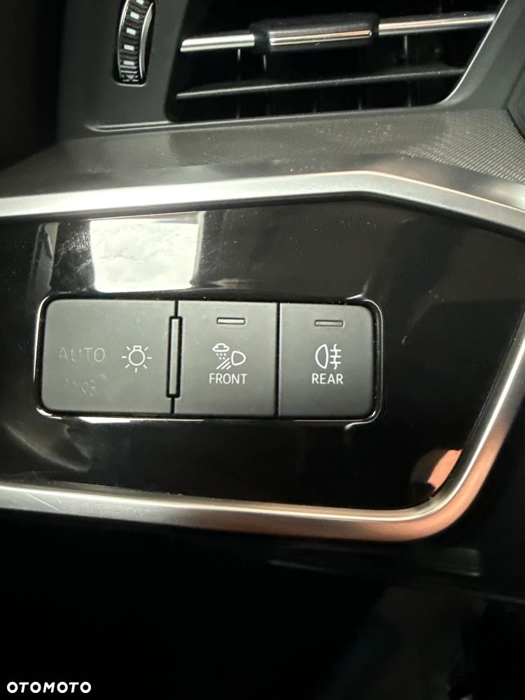 Audi A6 Avant 40 TDI S tronic - 29