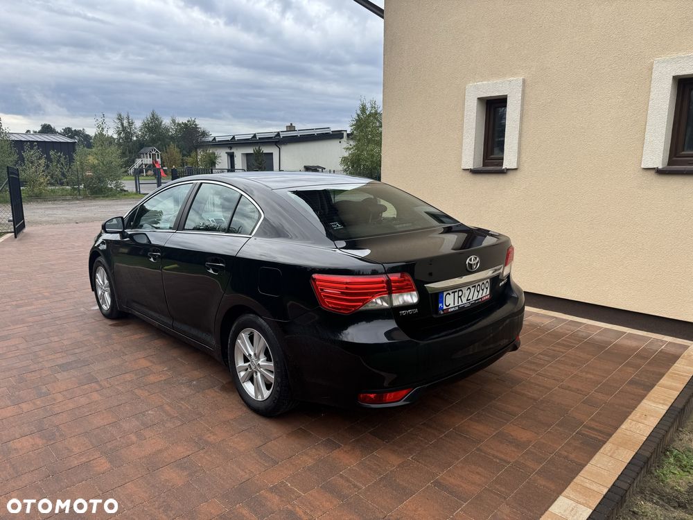 Toyota Avensis 2013 photo 3