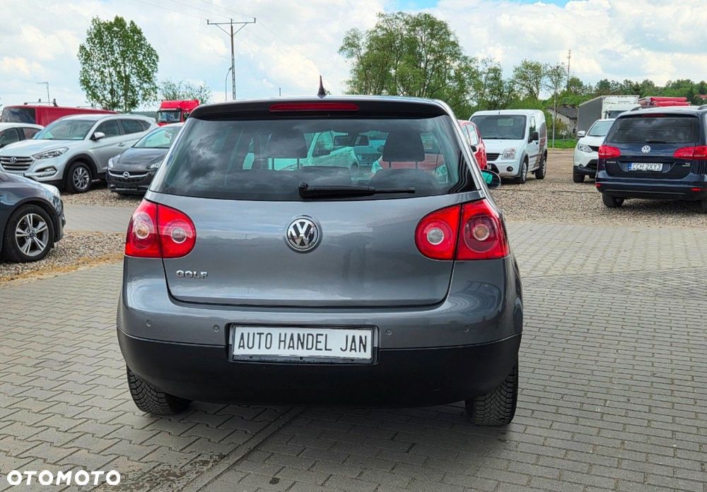 Volkswagen Golf - 20