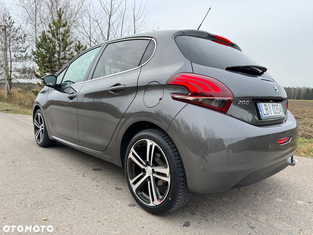 Peugeot 208 - 3