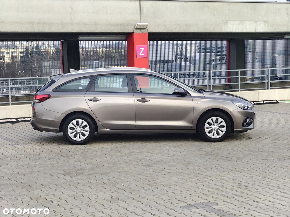 Hyundai i30 1.5 DPI Modern - 3