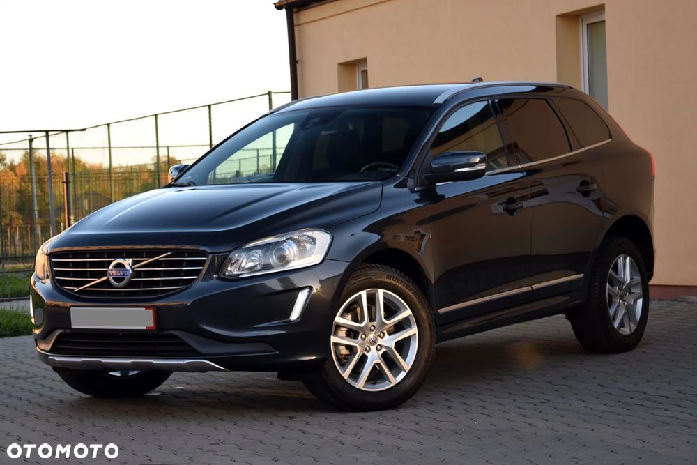 Volvo XC 60 D5 AWD Geartronic Momentum - 5