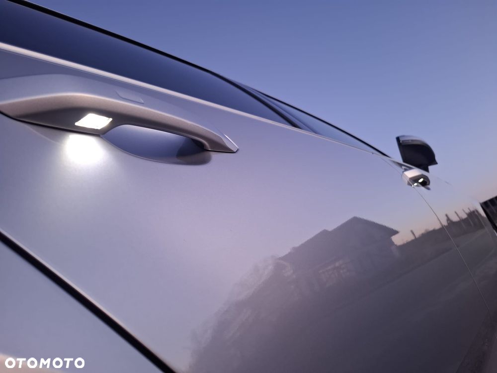 Audi A4 Avant 2.0 TDI S tronic - 29