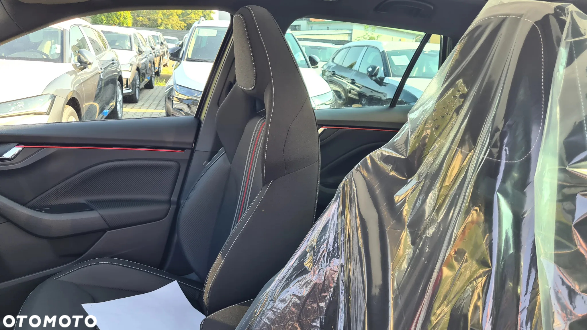 Skoda Kamiq 1.5 TSI Monte Carlo DSG - 10