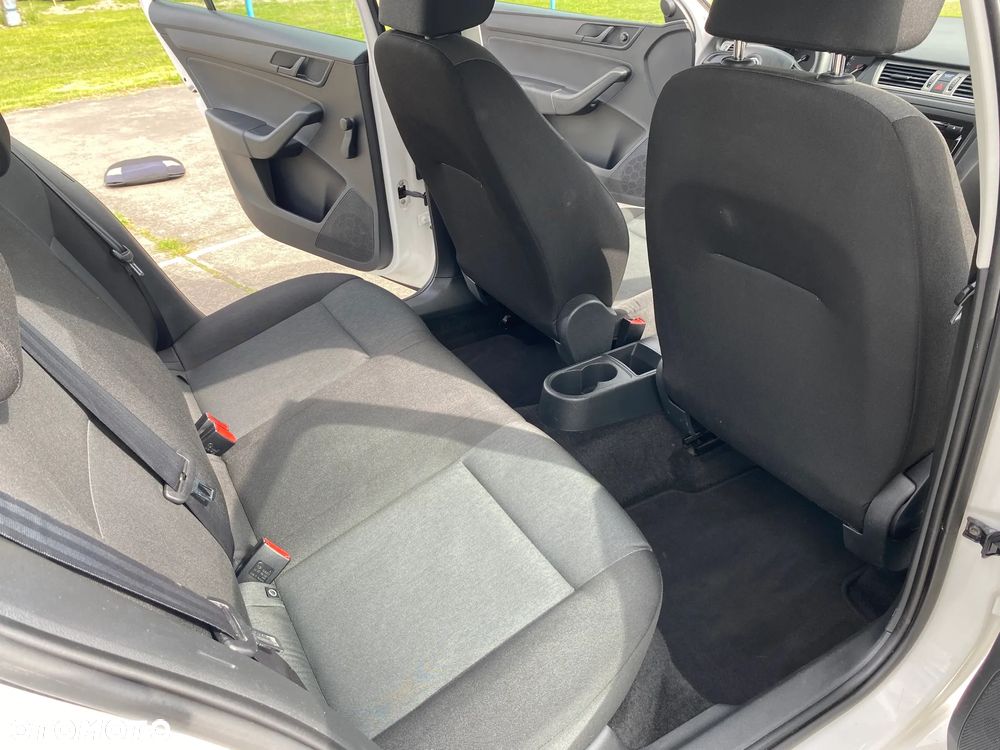 Skoda RAPID 1.2 TSI Drive - 13