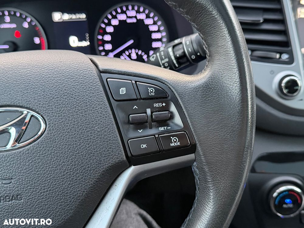 Hyundai Tucson 2.0 CRDI 4WD 6AT Style - 27