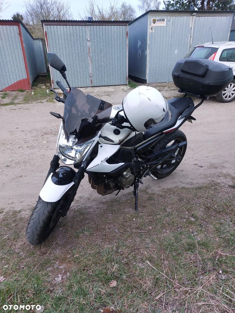 Yamaha XJ - 4