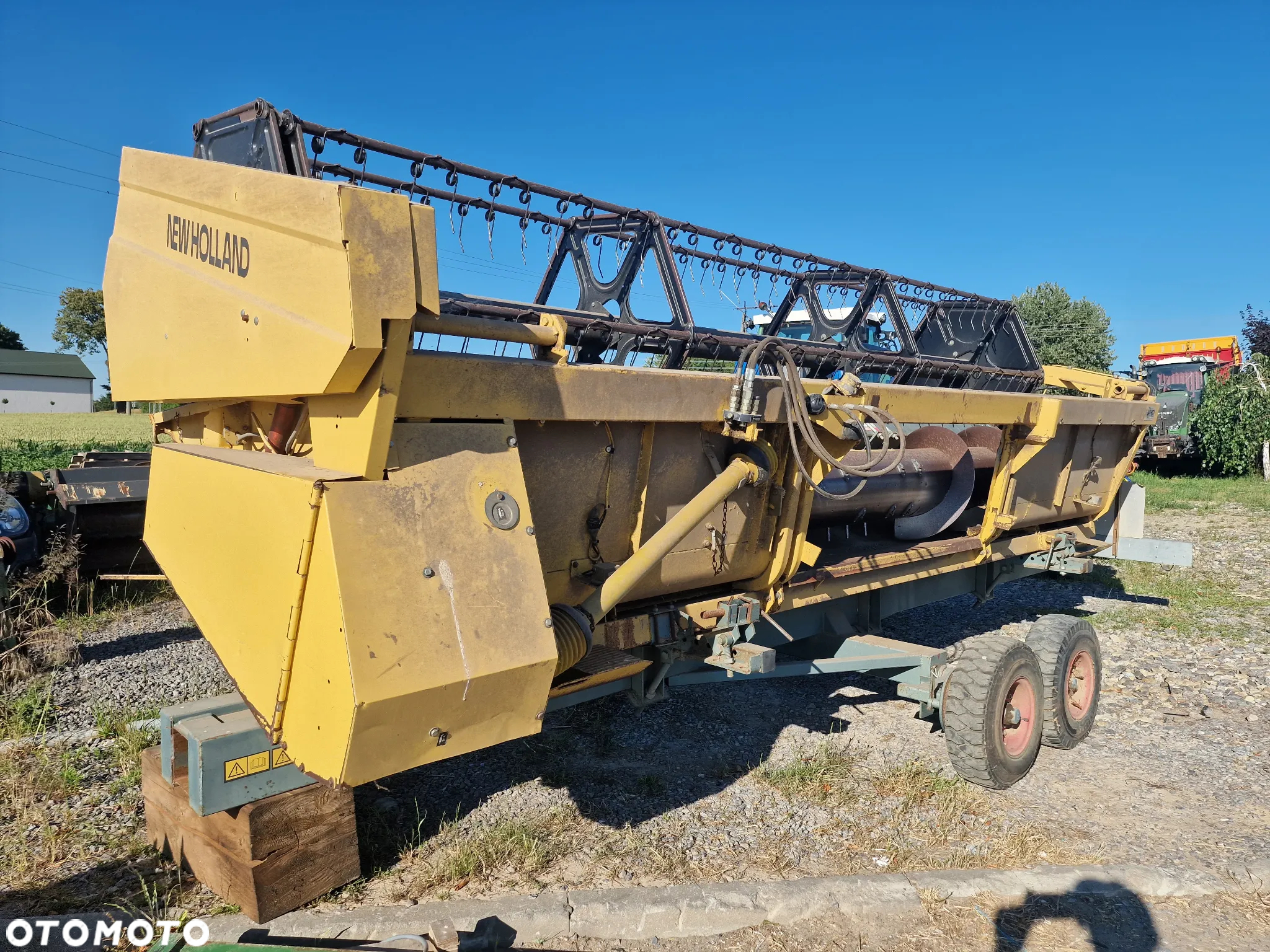 New Holland TX64, 5.18m, stół do rzepaku - 4