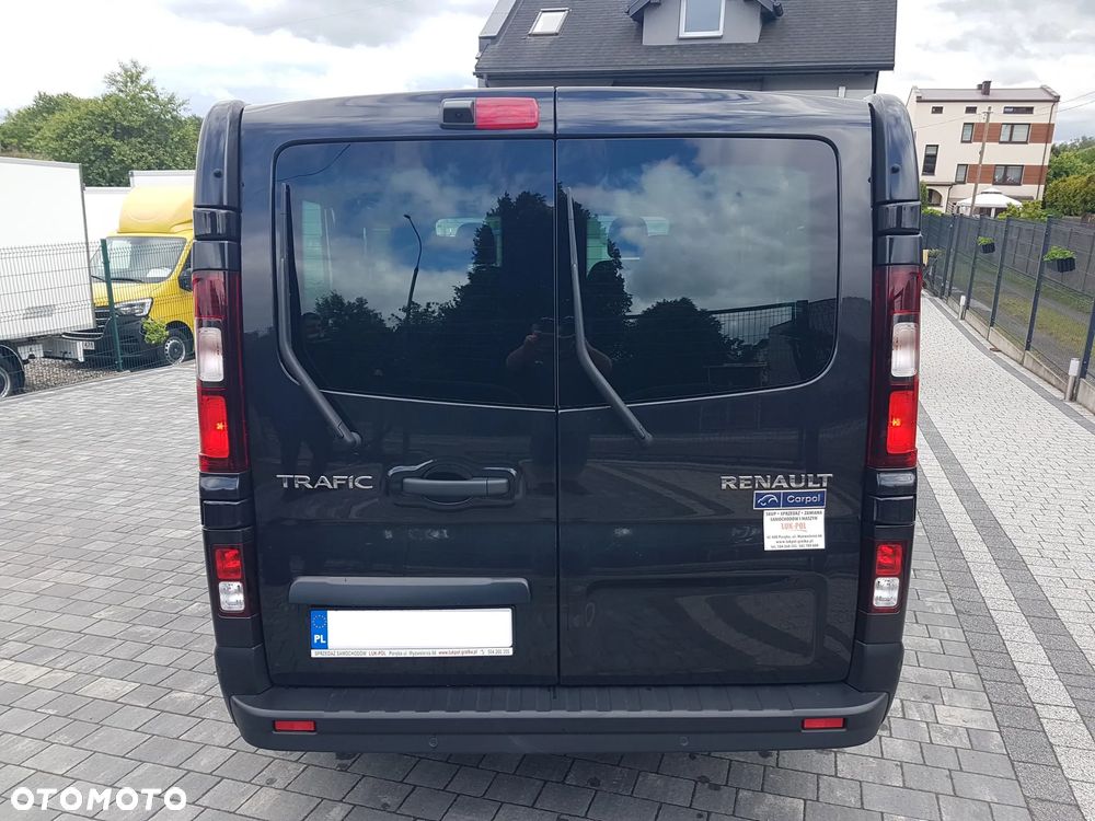 Renault Trafic - 16