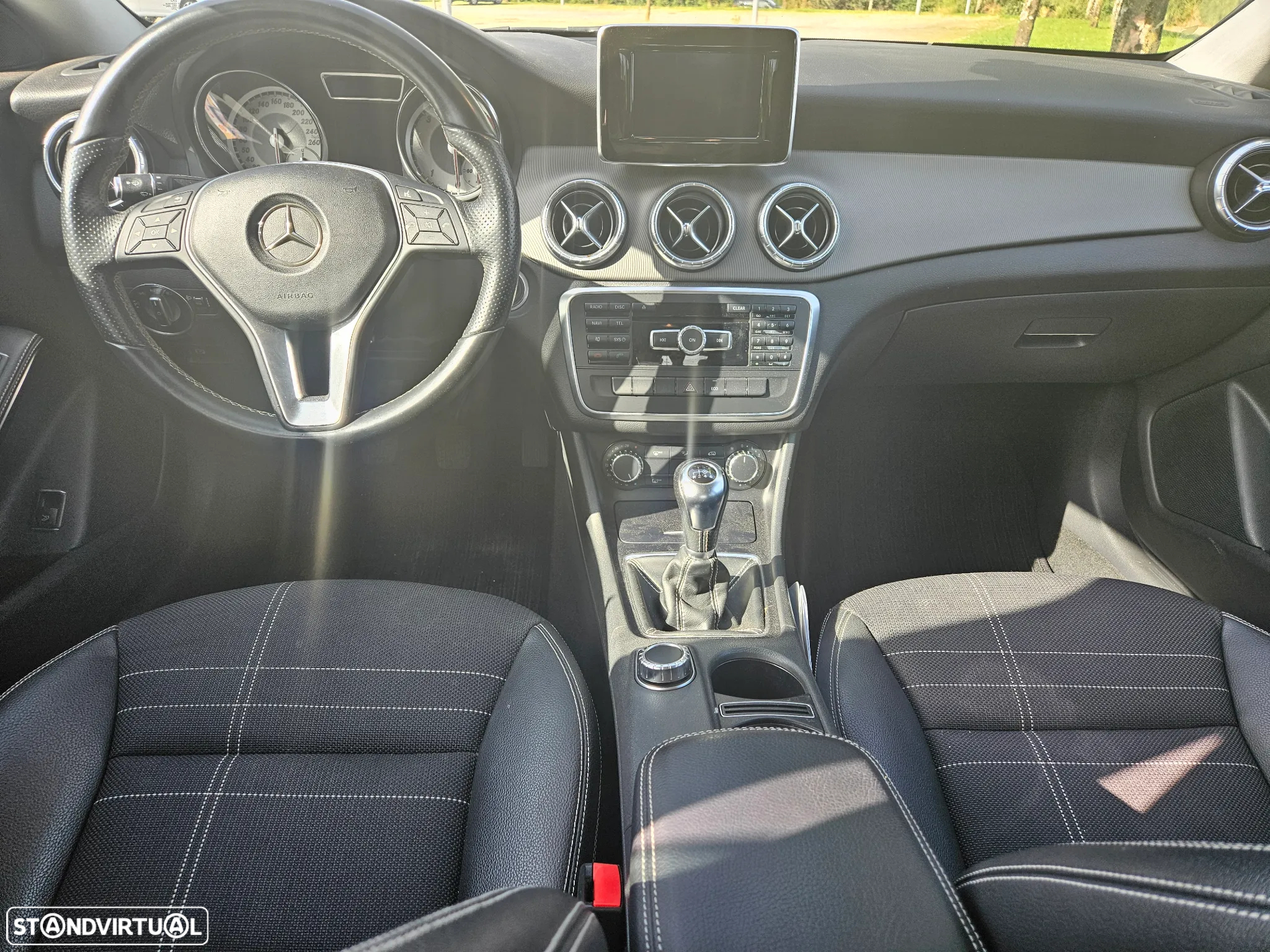 Mercedes-Benz CLA 200 CDi Urban - 11