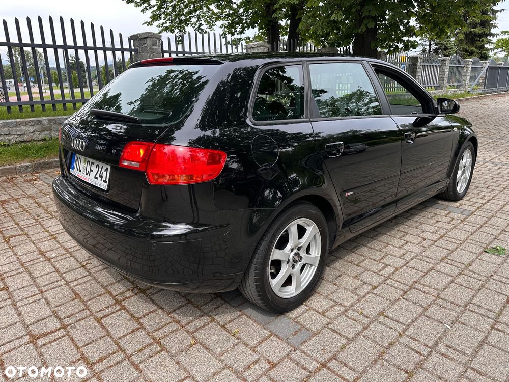 Audi A3 Sportback 1.6 S line Sportpaket (plus) - 3