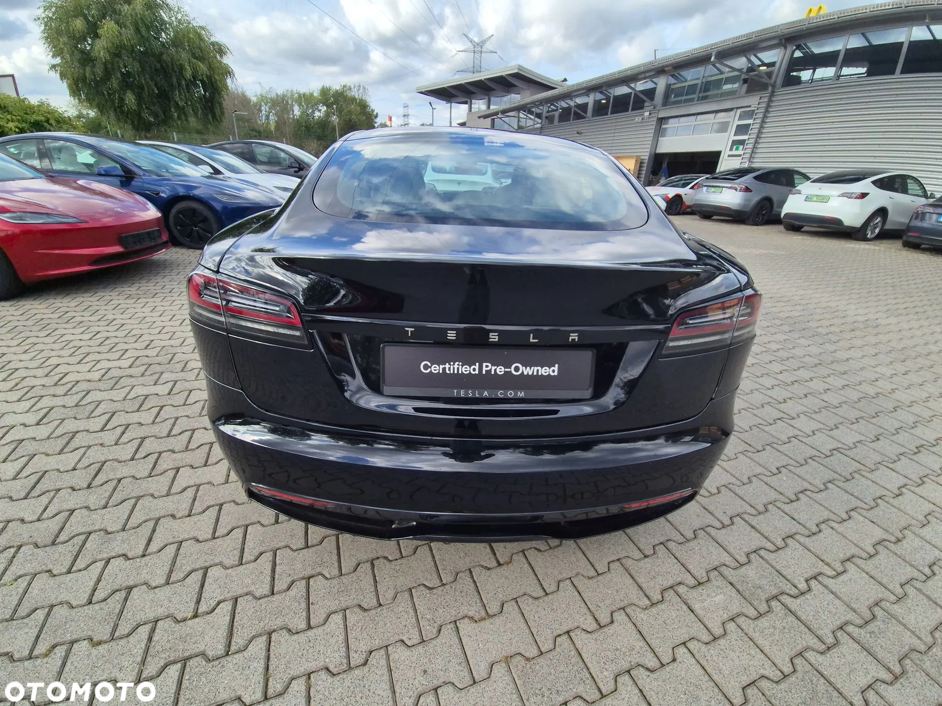 Tesla Model S Plaid - 6