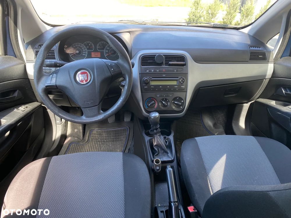 Fiat Punto - 10