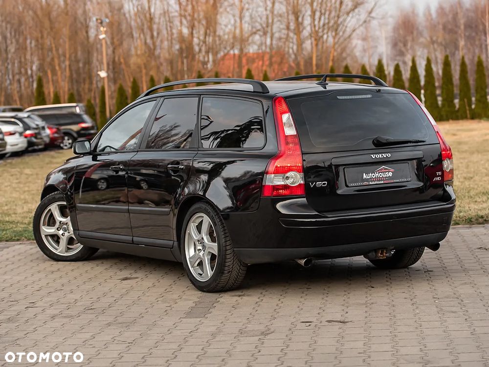 Volvo V50 T5 AWD Momentum - 8