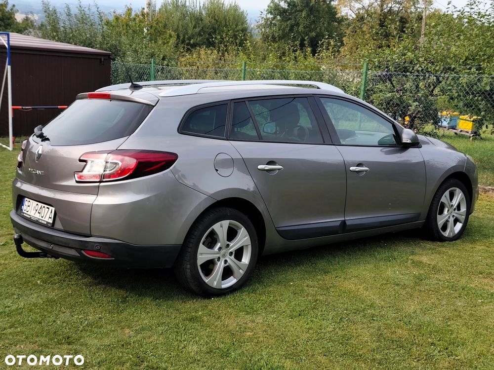 Renault Megane TCe 130 Bose Edition - 6