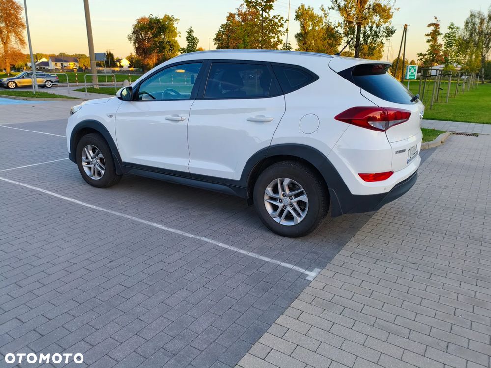 Hyundai Tucson - 16