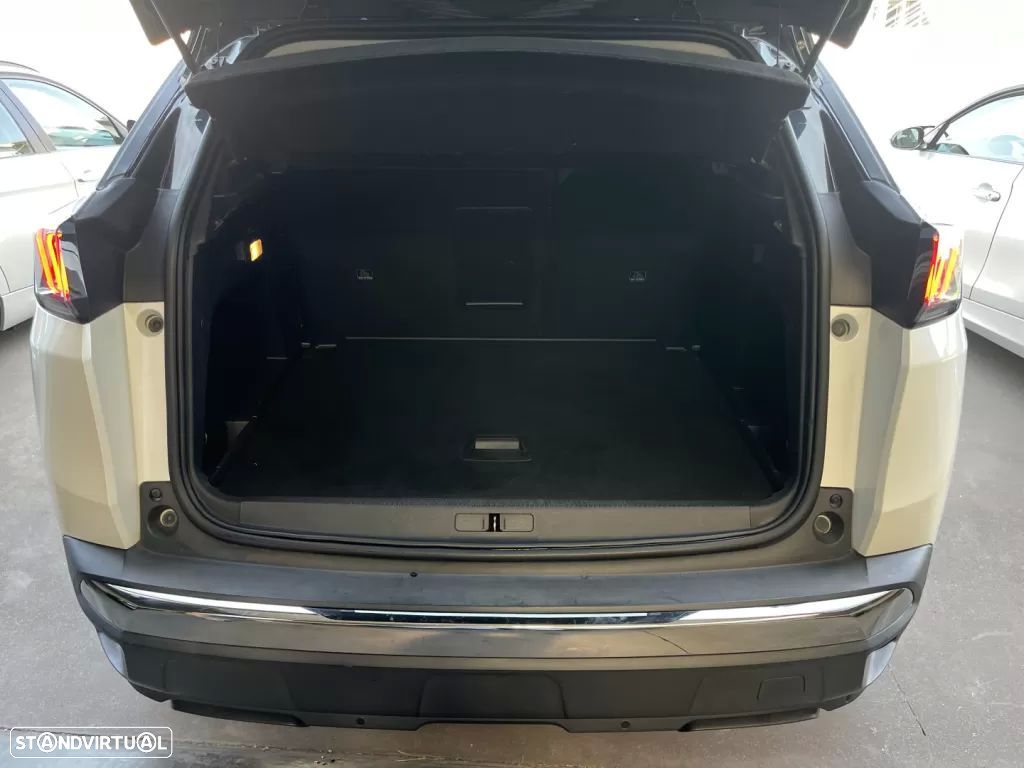 Peugeot 3008 1.2 PureTech Allure Pack - 48