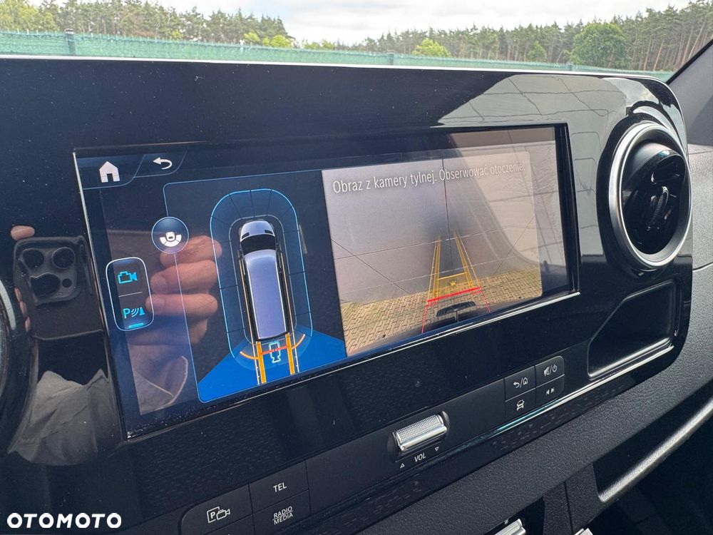 Mercedes-Benz Sprinter 319 - 27
