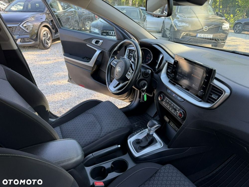 Kia Ceed 1.4 T-GDI M DCT - 13