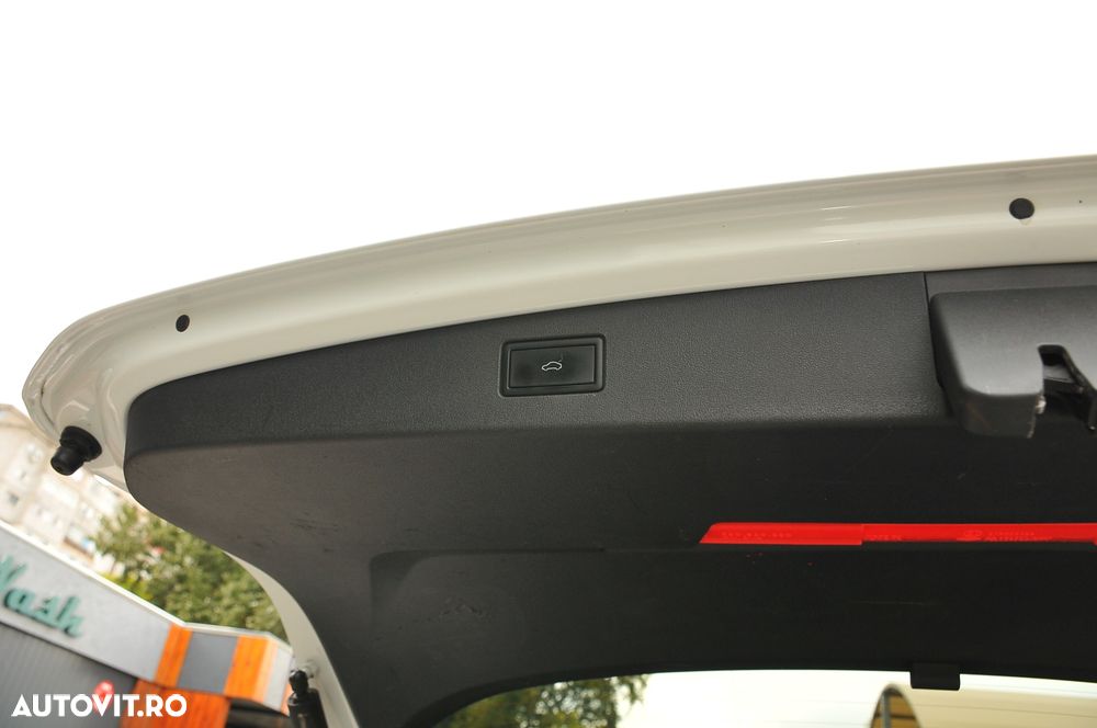 Volkswagen Tiguan - 19
