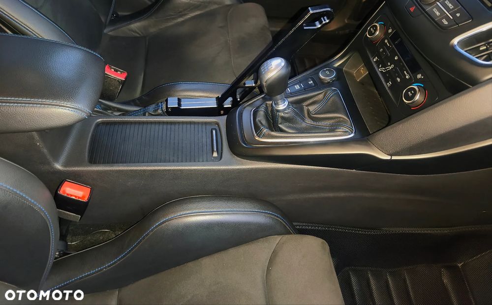 Ford Focus 2.3 EcoBoost RS - 8