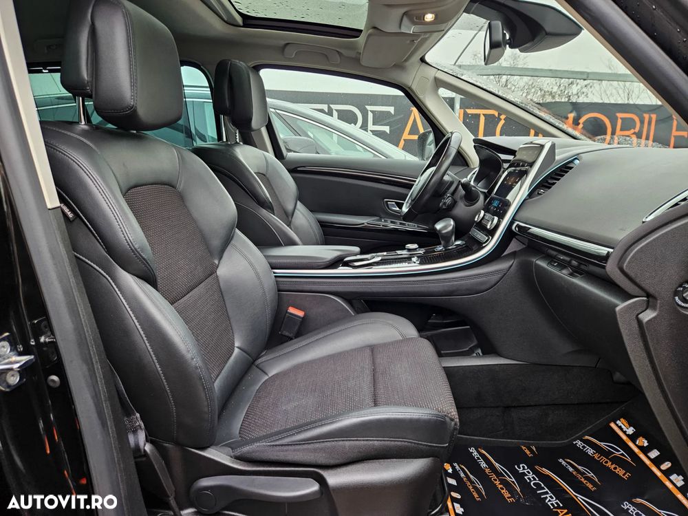 Renault Espace BLUE dCi 160 EDC BUSINESS EDITION - 14