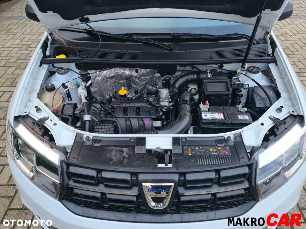 Dacia Sandero - 8
