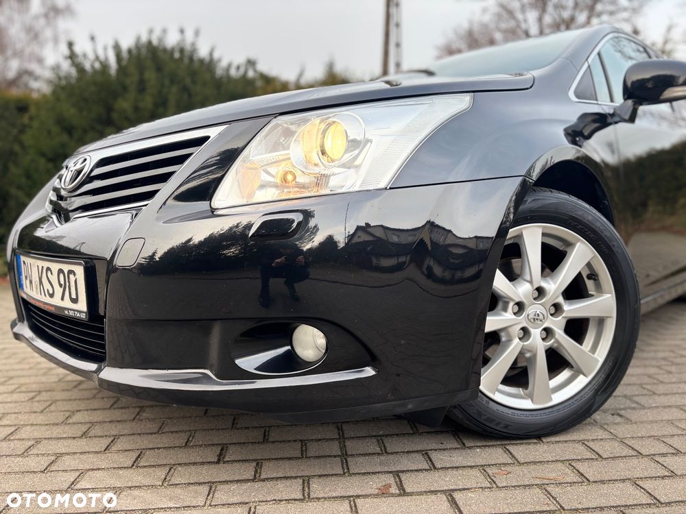 Toyota Avensis Touring Sports 1.8 Multidrive S Executive - 25