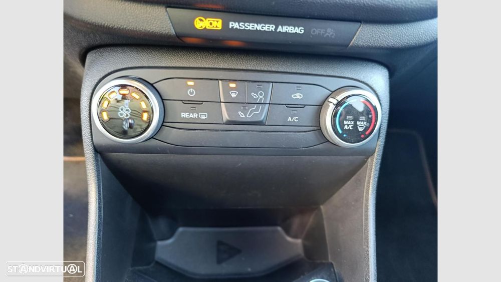 Ford Fiesta 1.0 EcoBoost ST-Line - 17