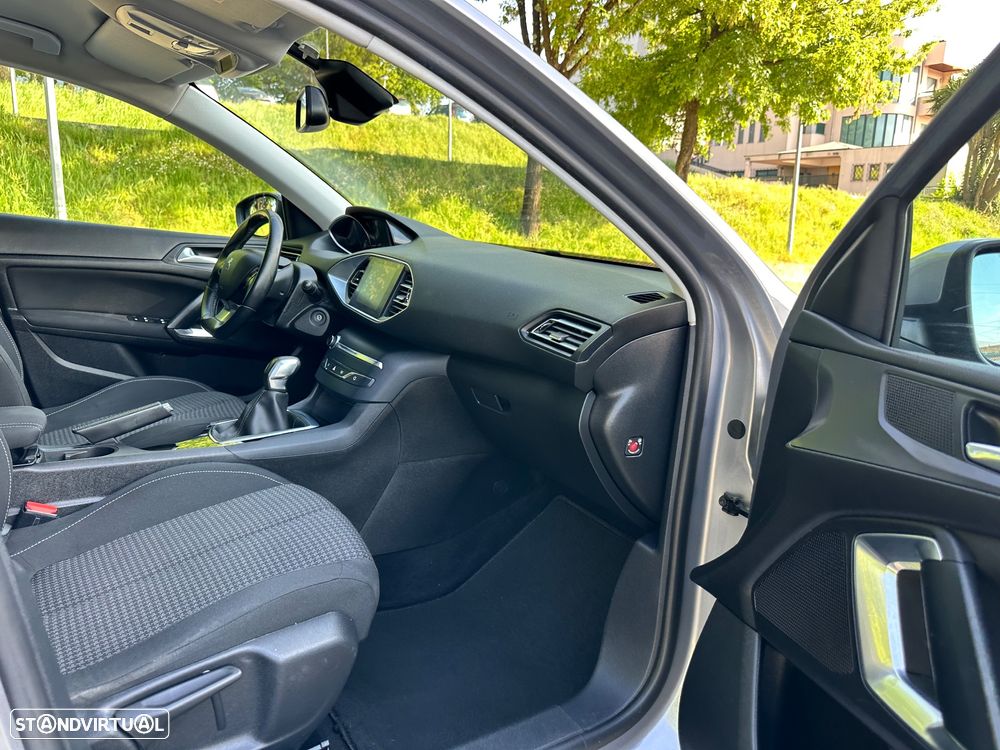 Peugeot 308 1.6 BlueHDi Active - 32